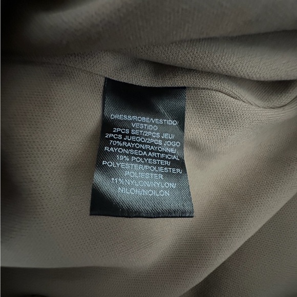 Jessica Howard Champagne Gold Sleeveless Cocktail Dress Bead Accent Y2K Size 10 - Picture 10 of 10